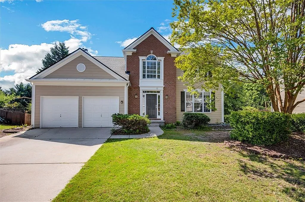 4 bed, 2.5 bath, 2284 sqft, $3,500 — Photo 1