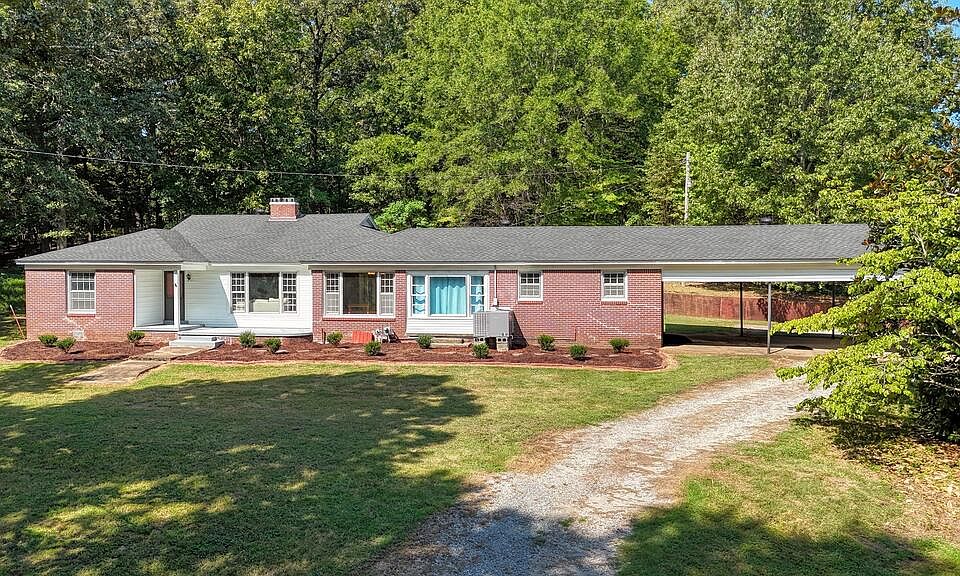 1st image of 205 Darnall Ln