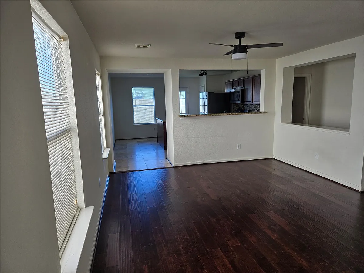 Building Photo - 22014 Orchard Dale Dr