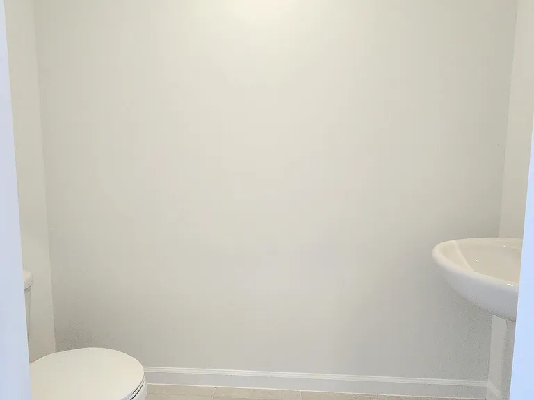 629 Salisbury Cir — Photo 10