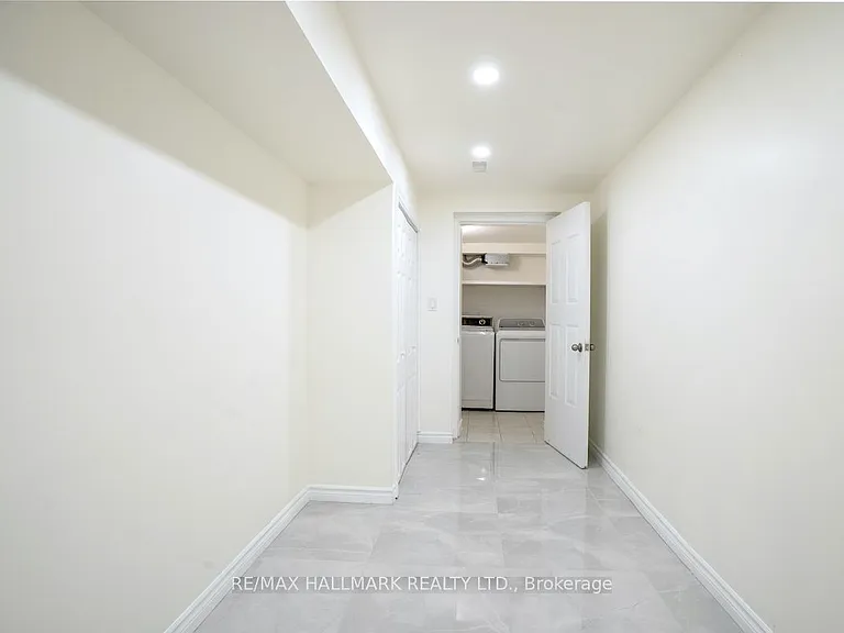 77 Wheelwright Dr #BASEMENT — Photo 13