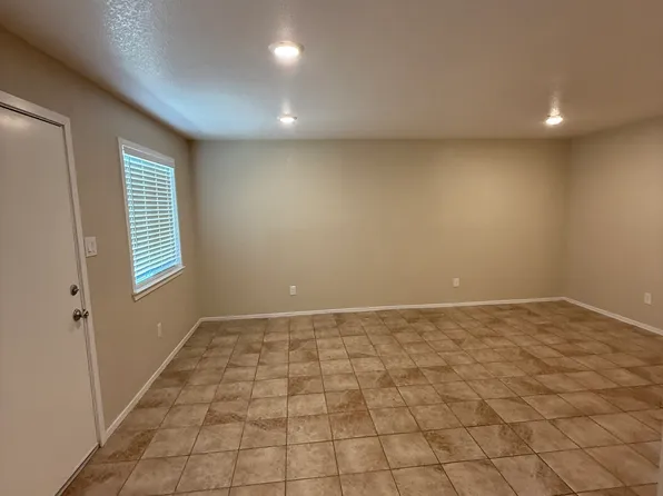 1343 E Fedora Ave, Fresno, CA 93704