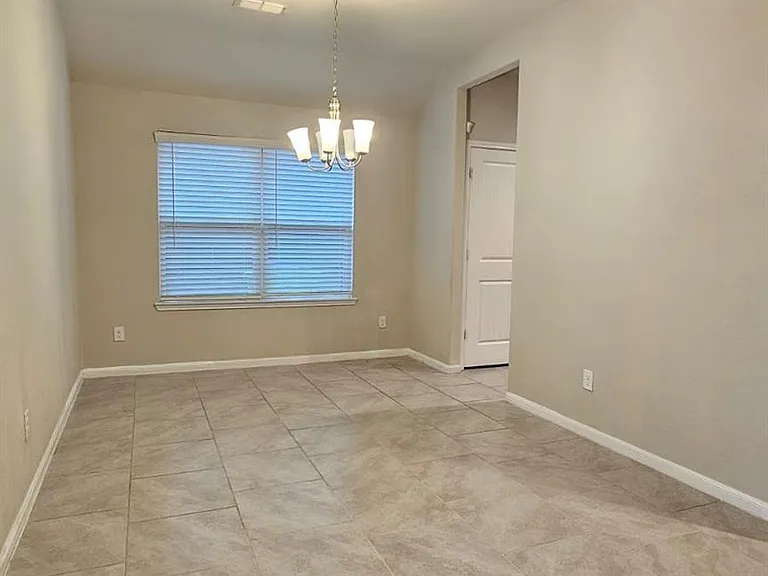 4339 Isaac Bay Dr — Photo 7