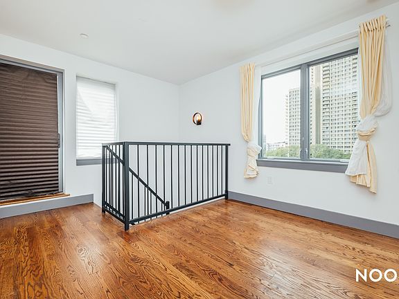 5th image of 1014 Carroll St #4E