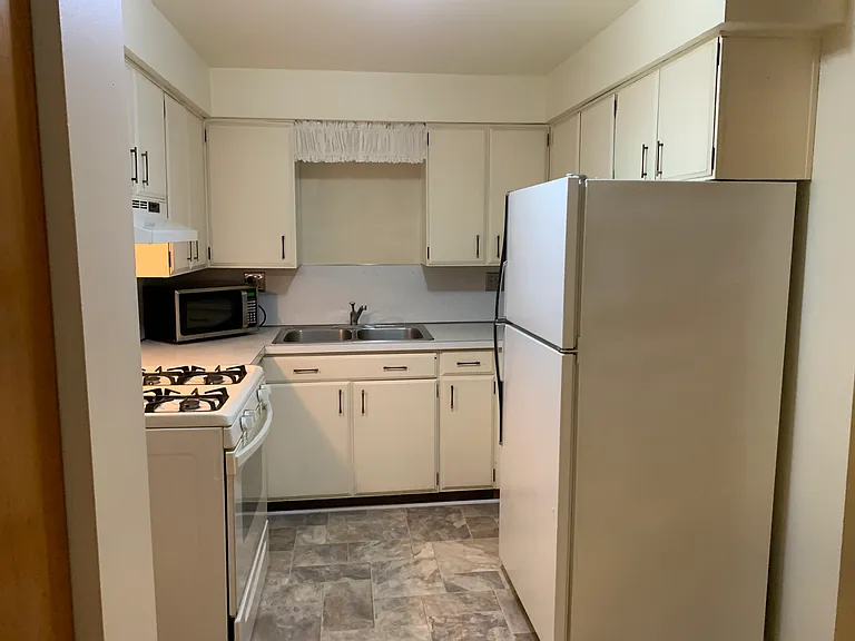 47129 Jefferson Ave #7 — Photo 18