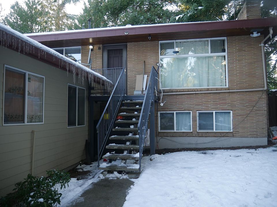 front entry with stairs