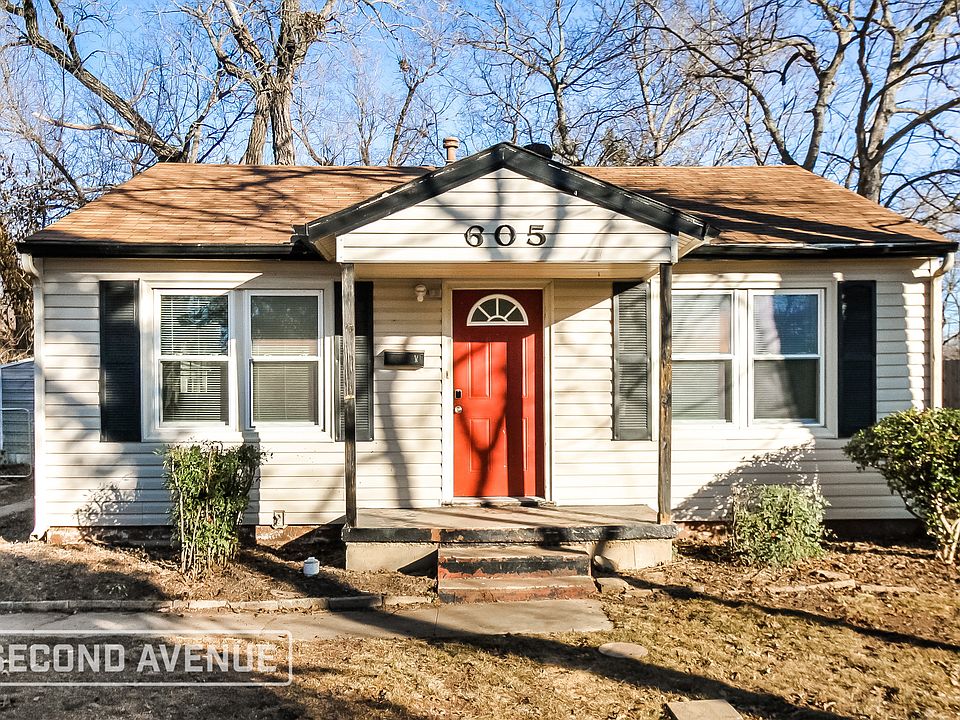 1st image of 605 Villa Dr