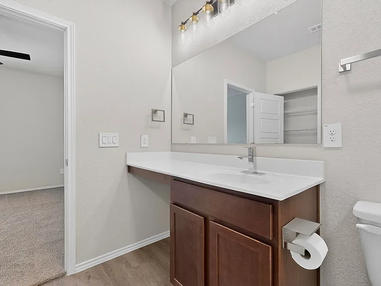 3038 Laguna Clfs — Photo 18