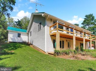 327 Knox Rd, Gettysburg, PA 17325