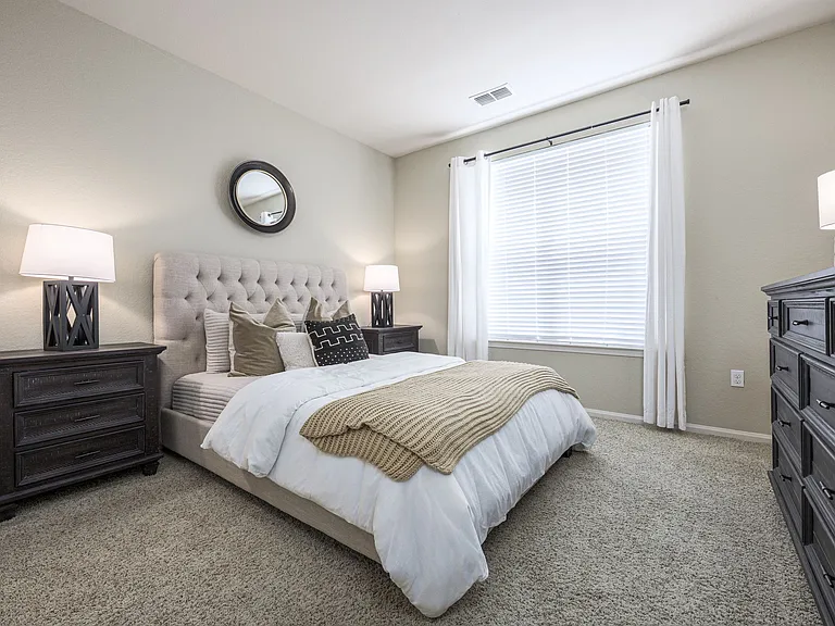 Spring Creek Apartments — Photo 32