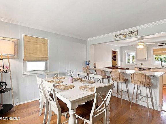 3rd image of 1012 Barton Avenue