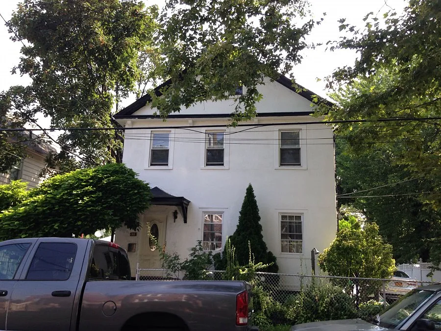 435 S 8th Ave photo 1