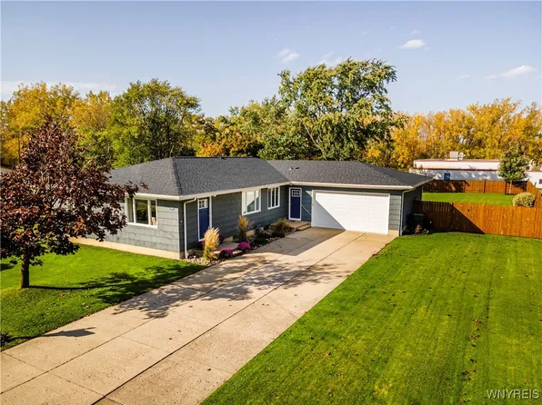 121 Pearl Ave, Blasdell, NY 14219