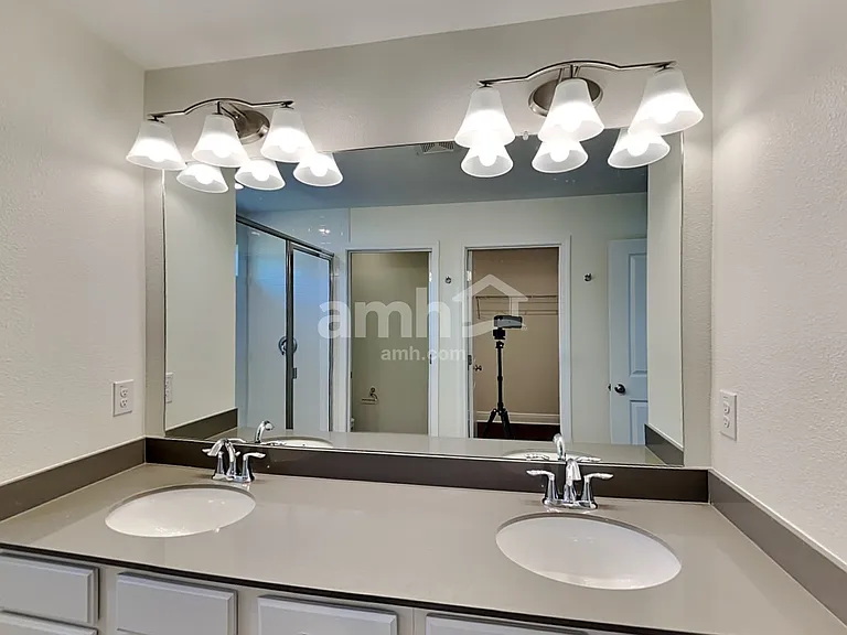 22392 Bellini Cir — Photo 16