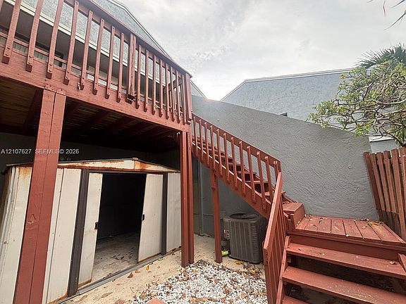 2nd image of 19 Crossings Cir APT H
