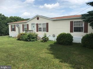 224 Country Ridge Dr, York, PA 17408