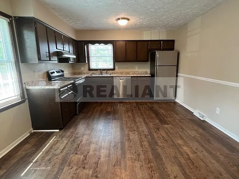 4013 Elora Ln — Photo 9