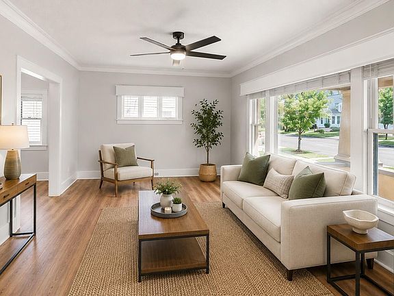4th image of 1107 Neland Ave SE