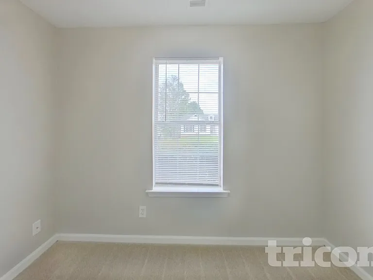 653 Windy Way — Photo 11