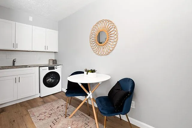 7500 Sussex Ave #12 — Photo 9