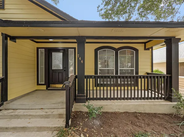 744 Fairway, Kyle, TX 78640