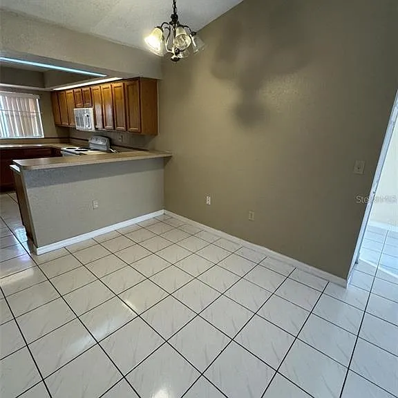 913 San Rafael Way — Photo 8