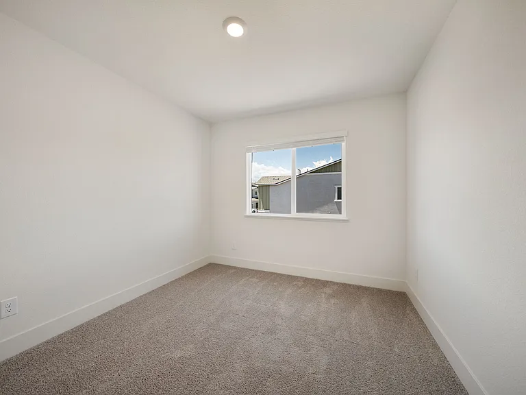 1594 Grazer Way — Photo 20