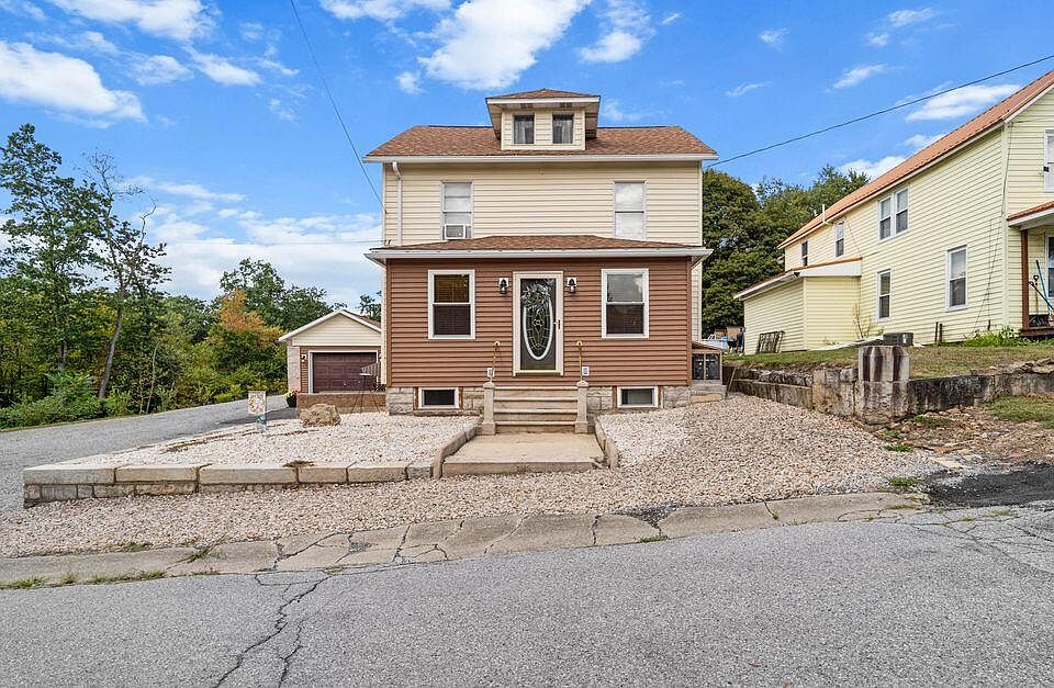 1st image of 11 Allegheny St