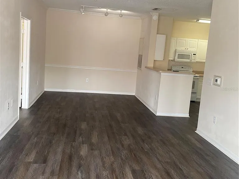 18001 Richmond Place Dr #222 — Photo 17