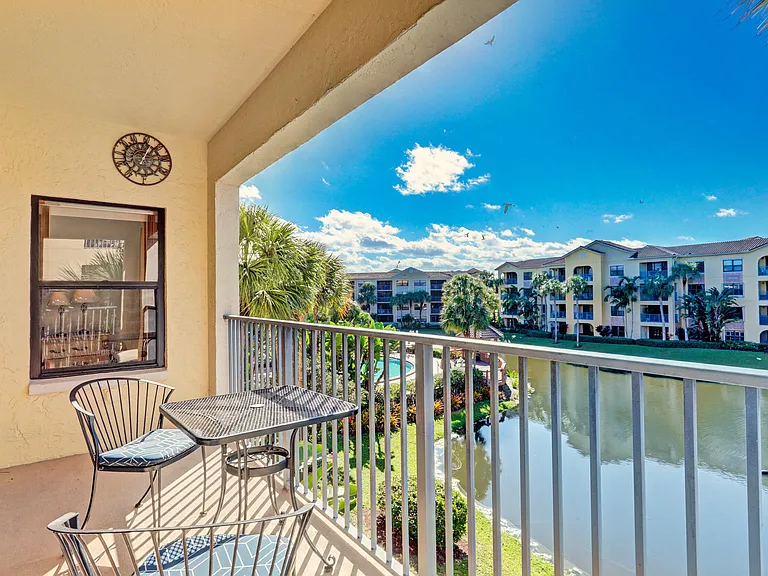 800 Uno Lago Dr #305 — Photo 41