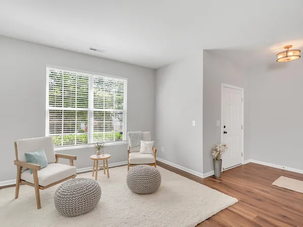 433 Texanna Way, Holly Springs, NC 27540