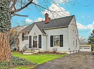1704 Oakmount Rd, South Euclid, OH 44121