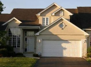 1025 W Birch Ln, Romeoville, IL 60446