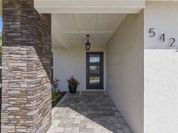 3rd image of 5424 Pilots Pl