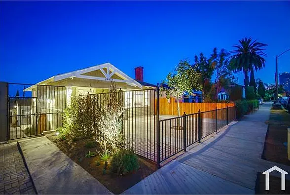 2483 J St — Photo 11
