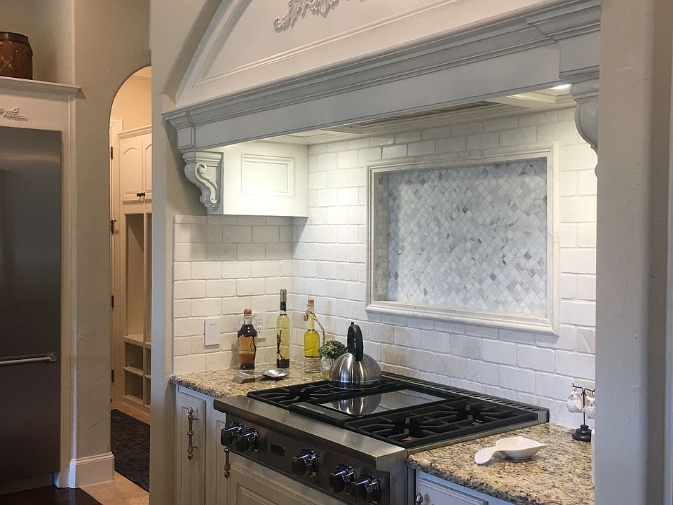 1st image of 137 Willow Springs Ln