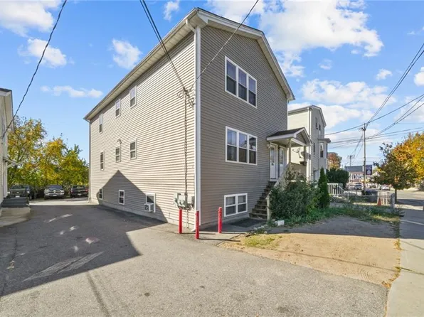 388-386 Manton Ave, Providence, RI 02909