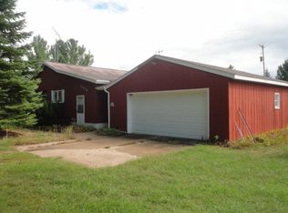 5851 River Rd, Twin Lake, MI 49457