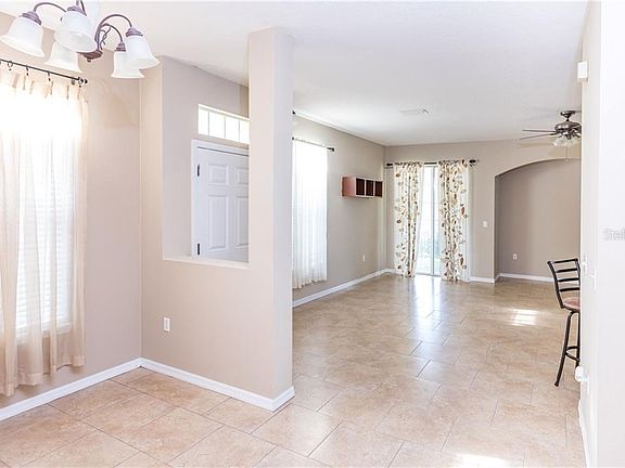 4th image of 6727 Breezy Palm Dr
