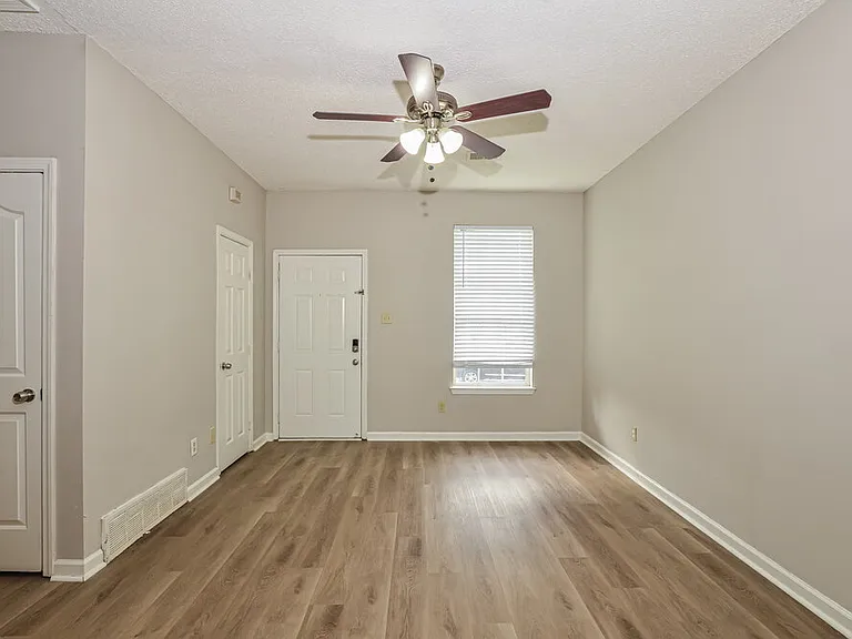 3918 Autumn Harvest Ln — Photo 10