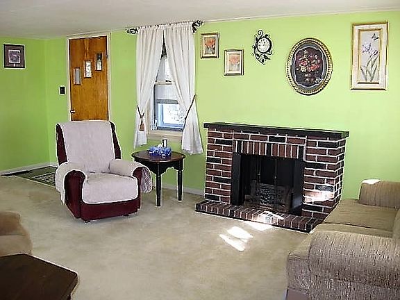 2nd image of 28 Jersey Ave