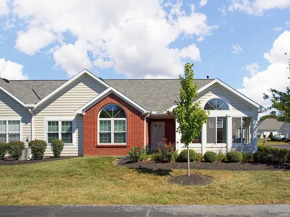 8438 Waterleaf Ln, West Chester, OH 45069
