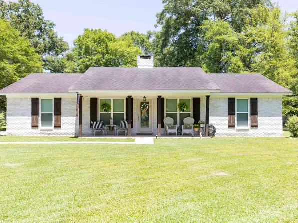 8882 Red Creek Dr S, Semmes, AL 36575