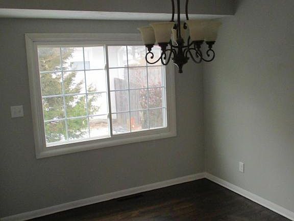 3rd image of 543 Cumberland Dr
