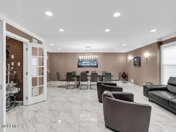 4A Pansy Drive, Lakewood, NJ 08701
