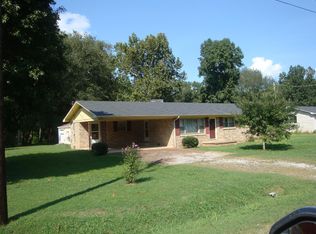 5011 Sunny Acres Dr, Waynesboro, TN 38485