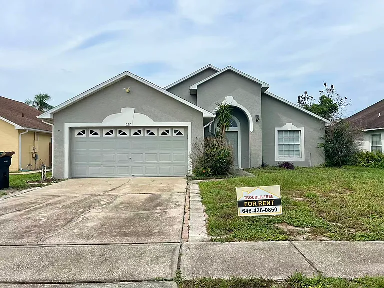 527 Valencia Place Cir — Photo 27