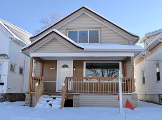 2112 S 71st St, West Allis, WI 53219