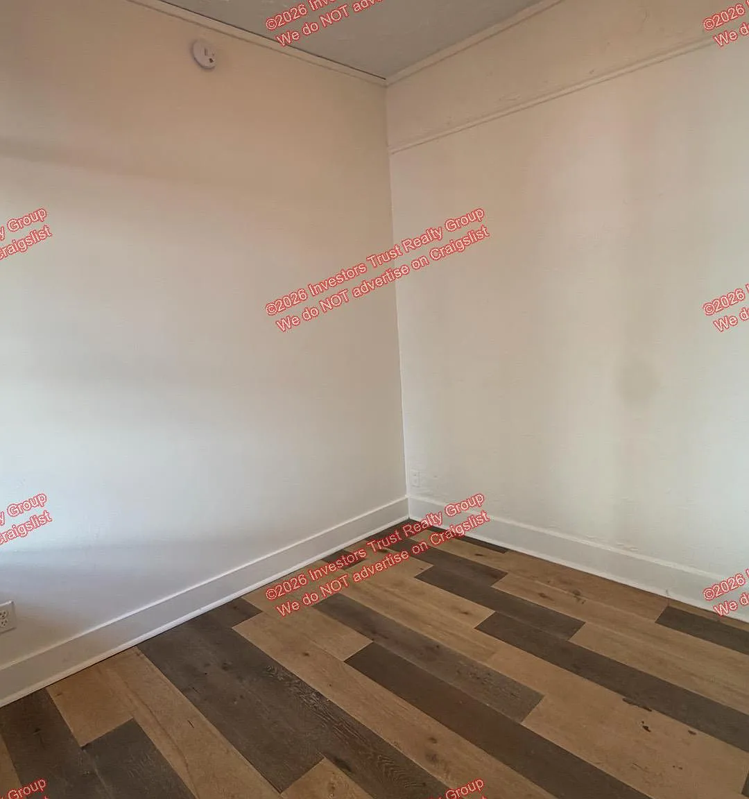 1 bed, $1,825 — Photo 4
