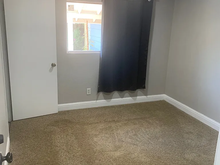 7205 Rollingwood Blvd — Photo 12